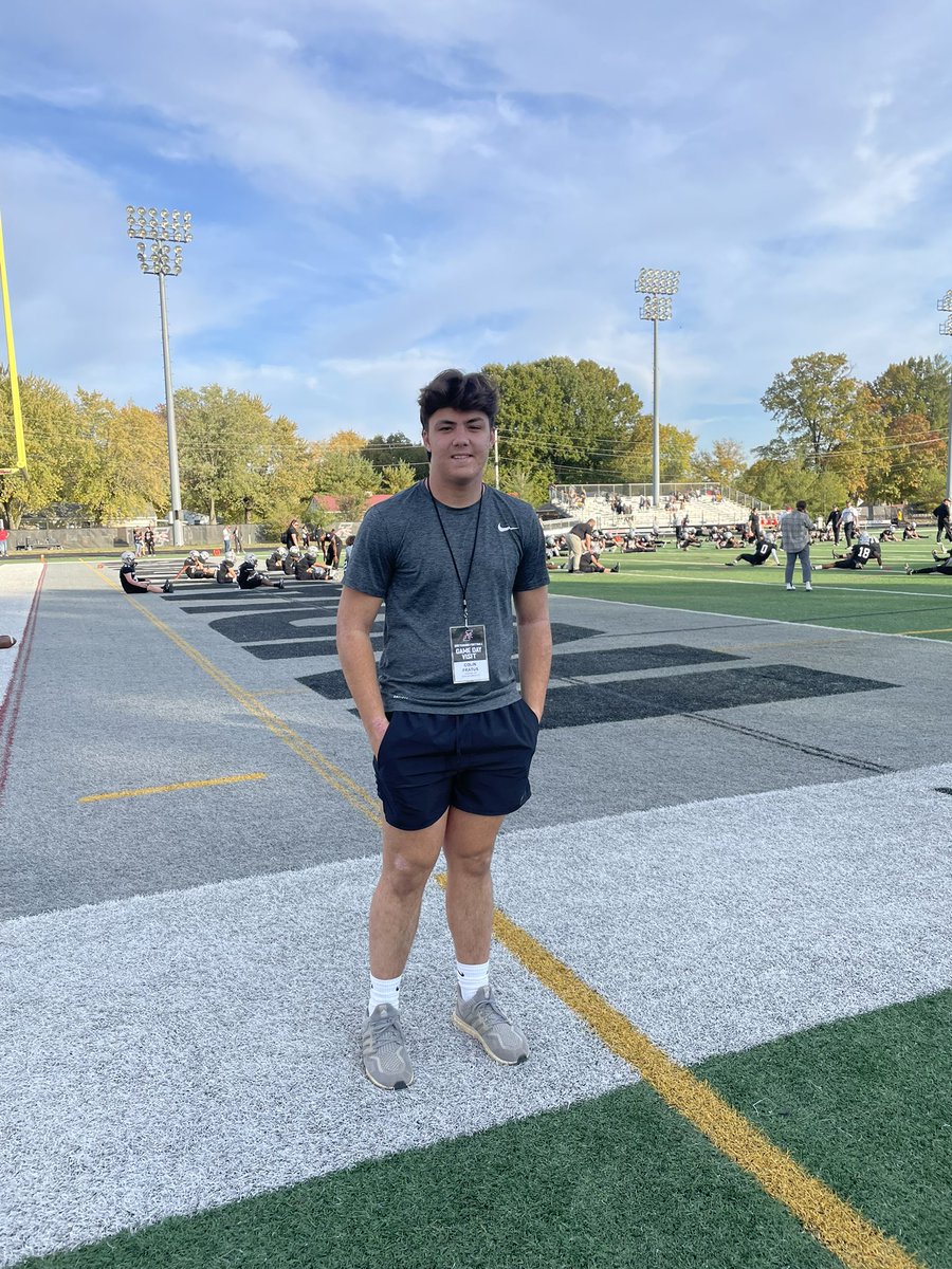 Great game day visit to <a href="/UIndyFB/">UIndy Football</a> thanks to <a href="/CoachHeaston/">Ryan Heaston</a> for inviting me! <a href="/PurplesFootball/">BGHS Football</a> <a href="/KYFUTURESTARS/">Ricco Hughes</a> <a href="/BFentress/">Brad Fentress</a>