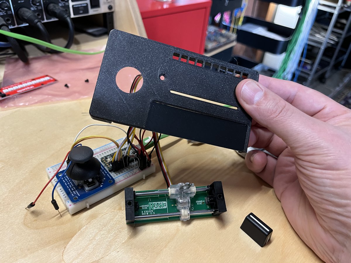 r_constanzo's tweet photo. After putting it off for *ages*, I'm finally getting around to revamping my fader. This time using a much nicer mechanical/contactless fader as the core,  adding in a @BelaPlatform Trill and an analog joystick to round off the selection of R.H. delights. https://t.co/FkIvW3uH1X