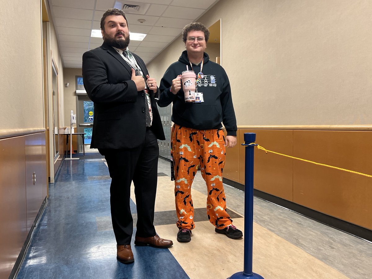 LMShawkPRIDE's tweet photo. Pajama spirit day fun fact: Mr. Washburn sleeps in suits & Mr. Sparkmon loves Halloween. β’ #spiritweek #300hall https://t.co/2uGYnehnPu