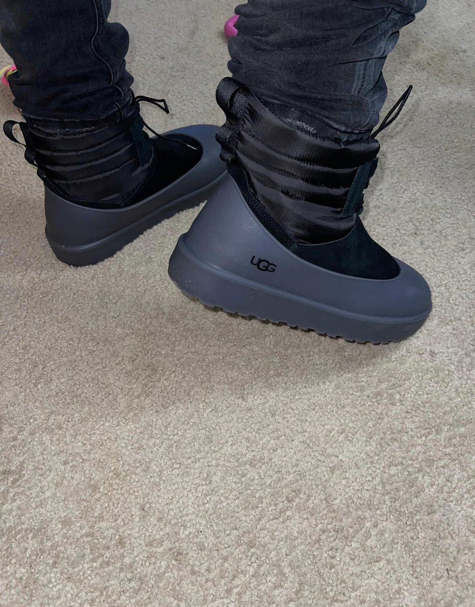 KameronBennett's tweet photo. Can anybody find me these? https://t.co/v4zXP57G9n