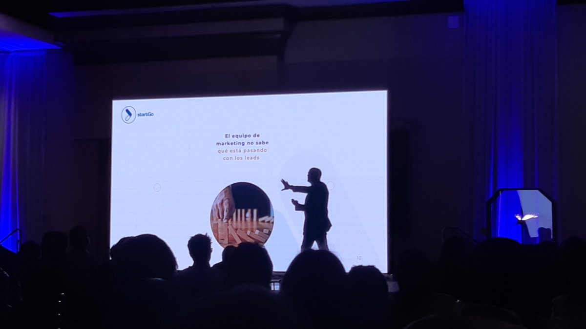 soulloac's tweet photo. 🤔 ¿Qué pasa con los departamentos de marketing y los comerciales? El trabajo separado y desalineado quedó atrás. 🚫
#SMDayEc https://t.co/mrv98NMF7r