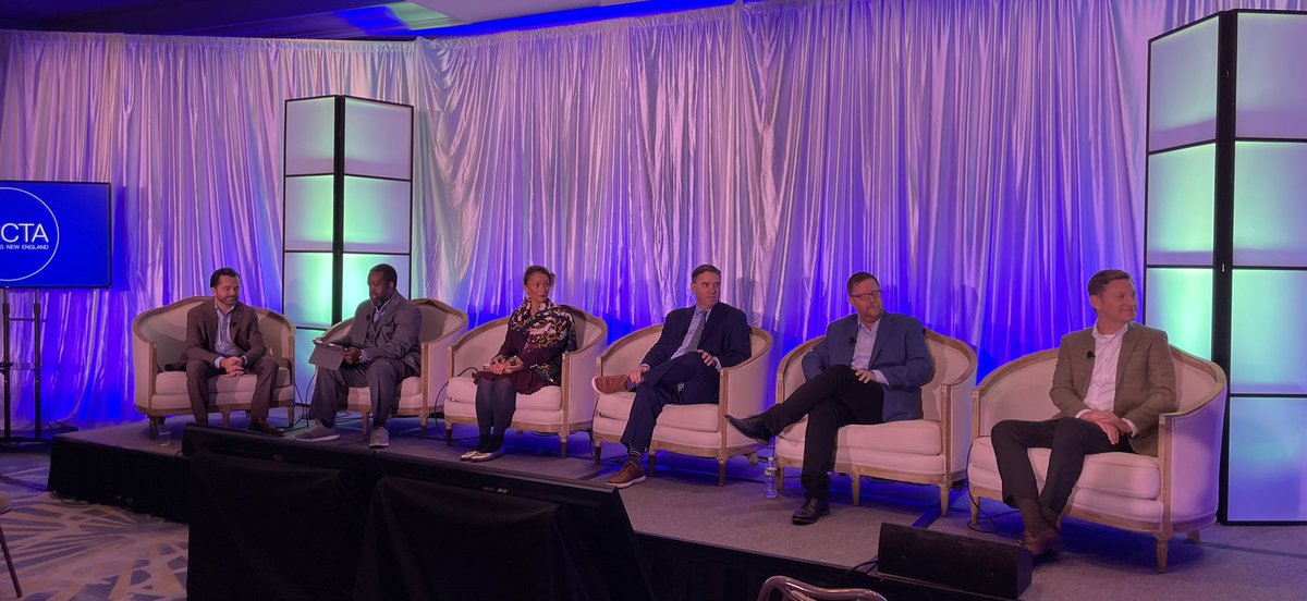 FatimahSBaeshen's tweet photo. Great to participate in today’s @ConnectingNE panel on “The Future of Connectivity &amp; Emerging Industries” representing @Mass_Tech Innovation Institute discussing trends in Fintech #necta22 https://t.co/o7t1AFypSf