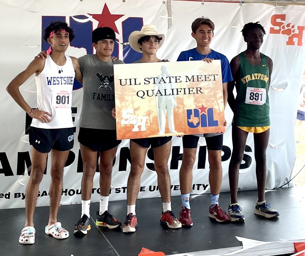 stratford_XC_TF's tweet photo. Congratulations to Ben &amp; David for qualifying for STATE as individuals!!!What a great season! https://t.co/iwczjPjCD5