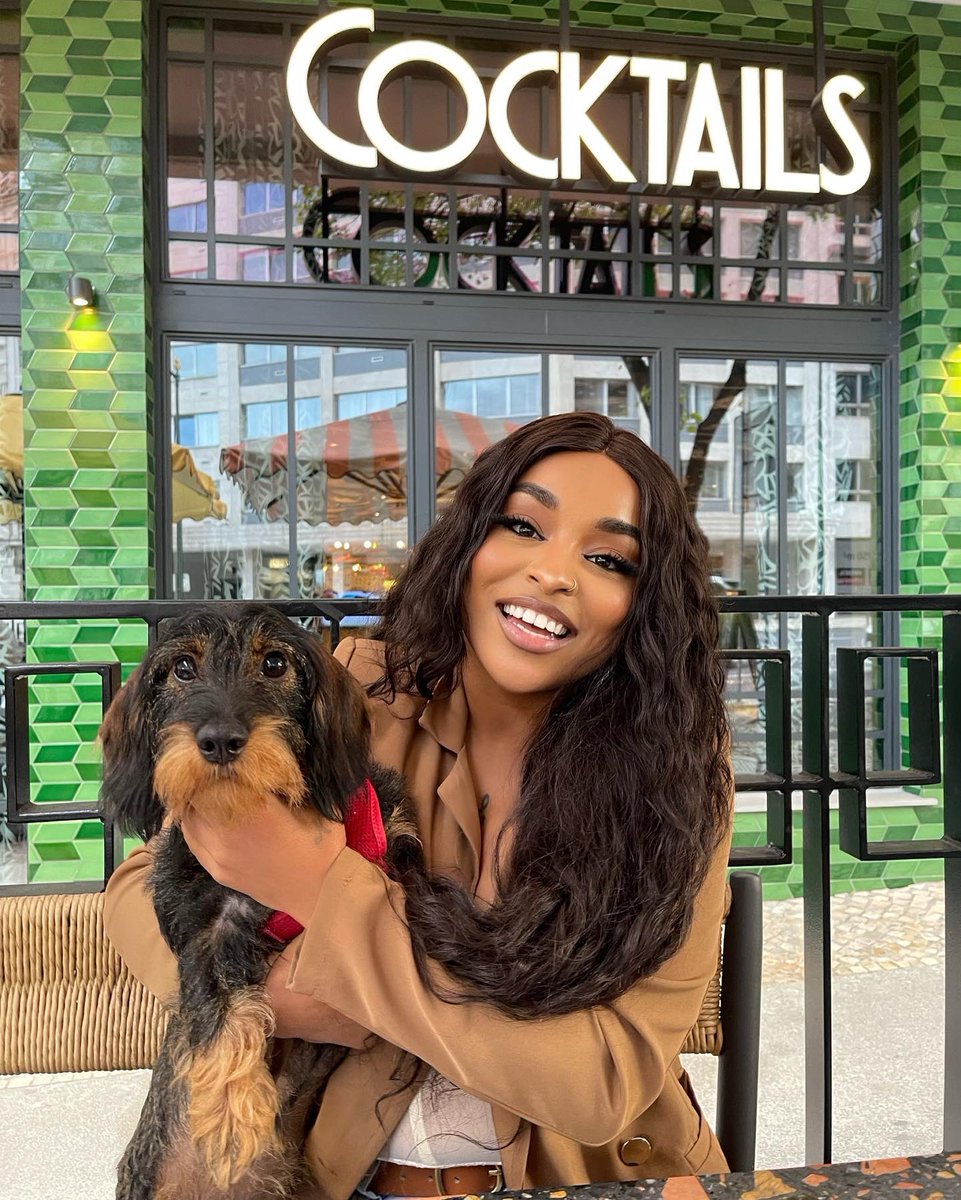 foxy lady 🦊 tweet media