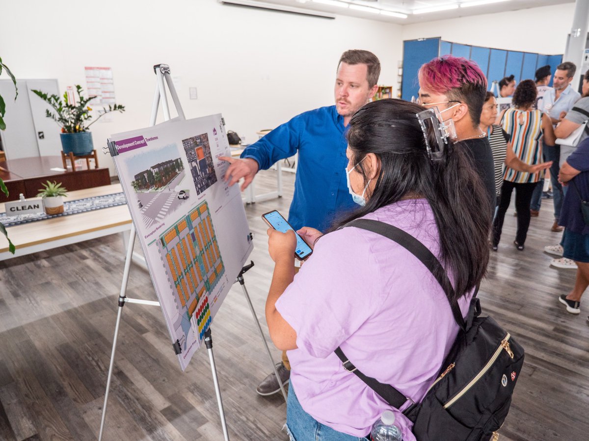 ENPFresno's tweet photo. Community members &amp; ENP attended a workshop to discuss how to improve conditions on Kings Canyon through partnerships, funding, resources &amp; implementation. 
Together, we're working to create a more walkable, engaging city.🤝
#fresnocalifornia #enpfresno #neighborhooddevelopment https://t.co/hPseMl31XF