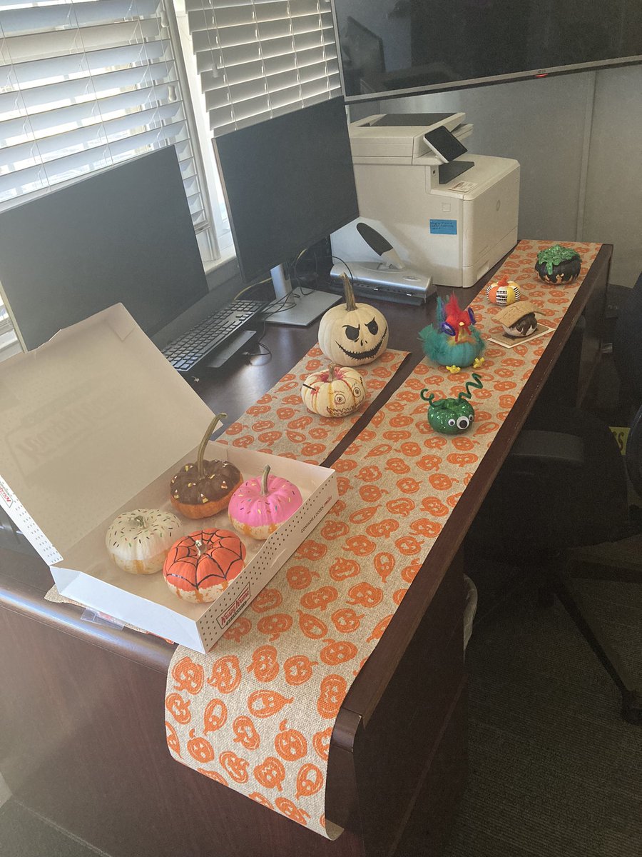 GoCamelsRules's tweet photo. Athletic staff pumpkin decorating contest submissions have started to be turned in! #SpookySzn 

We've done our best to make the office conducive to Halloween activities, too 😏💀👻🎃 #whodied https://t.co/HdyGTX3cfC