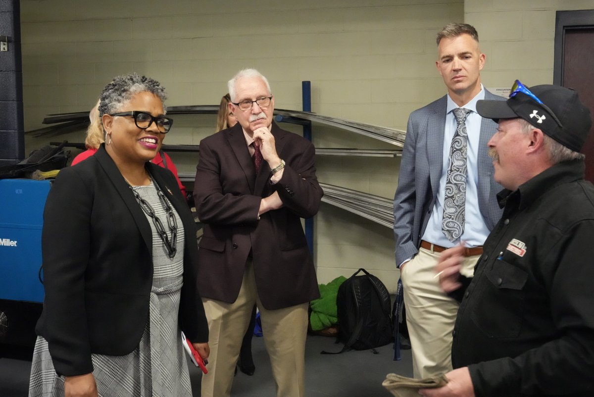 NewJerseyDOE's tweet photo. Acting Commissioner @DrAllenMcMillan visited Cumberland County Technical Education Center @CCTECNJ to check out the unique career pathways the school offers to students. Learn more about Cumberland County Technical Education Center here: https://t.co/wYIqeKtEu9 #CTE https://t.co/KYLDSFFXhm