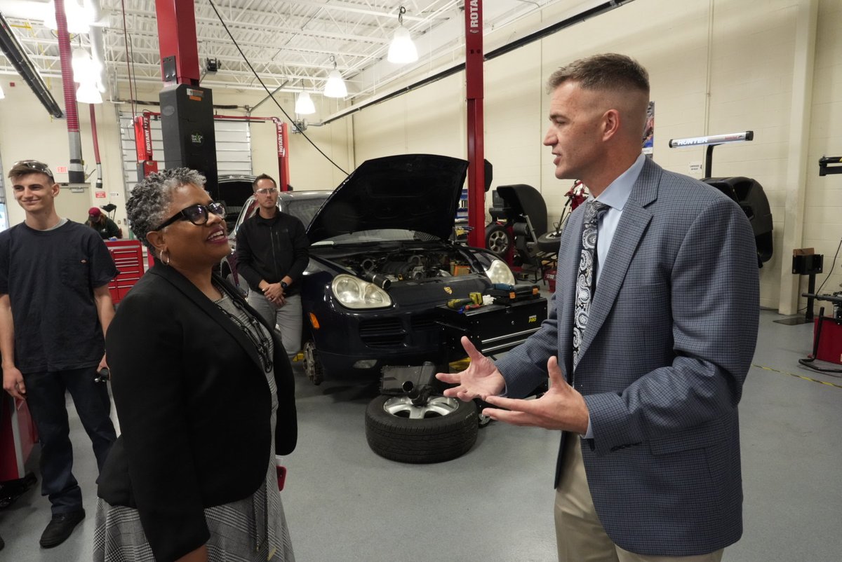 NewJerseyDOE's tweet photo. Acting Commissioner @DrAllenMcMillan visited Cumberland County Technical Education Center @CCTECNJ to check out the unique career pathways the school offers to students. Learn more about Cumberland County Technical Education Center here: https://t.co/wYIqeKtEu9 #CTE https://t.co/KYLDSFFXhm