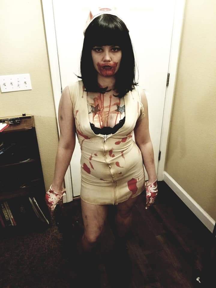 AfterHoursCreep's tweet photo. Halloween is my absolute favorite time to get creative ♡♡♡

#silenthill3 #halloween https://t.co/bW2C4mjvEe