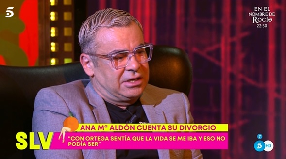 diezminutosTV's tweet photo. Sonsoles Ónega y Jorge Javier Vázquez compiten en audiencia 🆚 ¿Qué estás viendo? ⬇️
🔁 #yoveosálvame
❤️ #YAhoraSonsoles https://t.co/DOpVhIs8gb