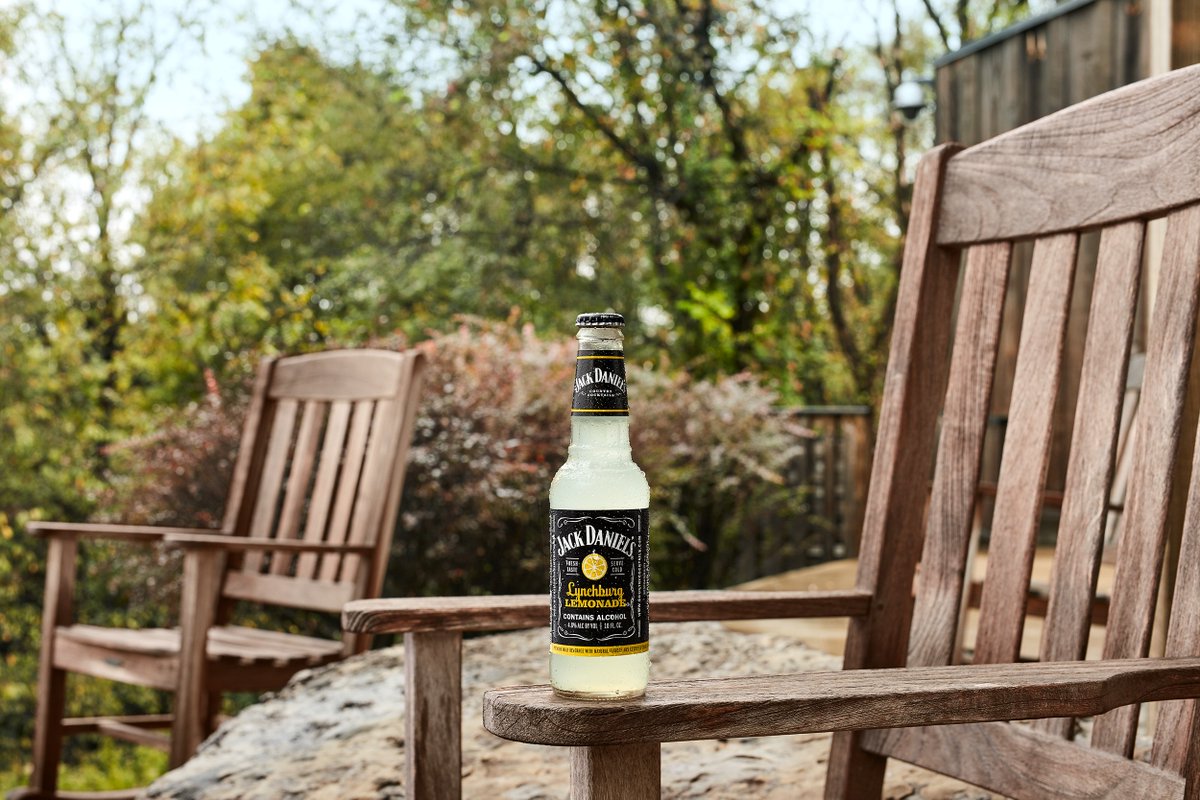 Best served with a rocking chair and a view. #JackDaniels #CountryCocktails #MakeItCount