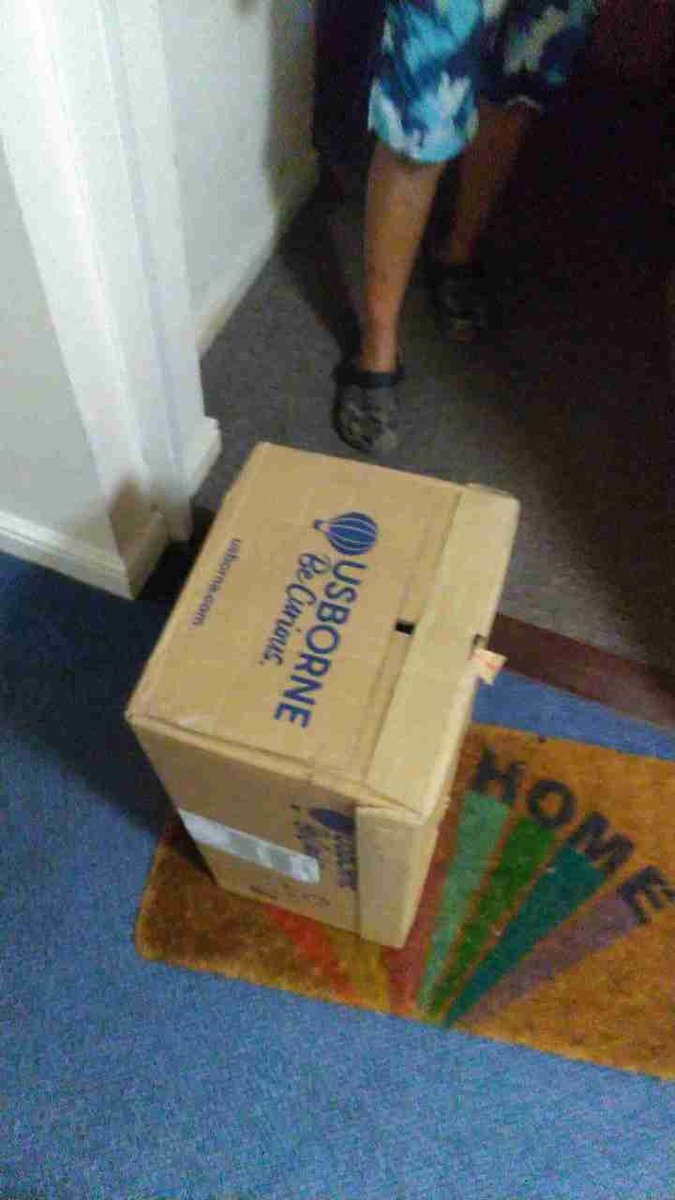 Wonder if someone at <a href="/DPDgroup_news/">DPDgroup</a> could tell me where this is - apparently it's my doorstep but it's not nor any doorstep in my block. I asked for it to go to a drop off shop... I've tried asking live chat but the bot says no!