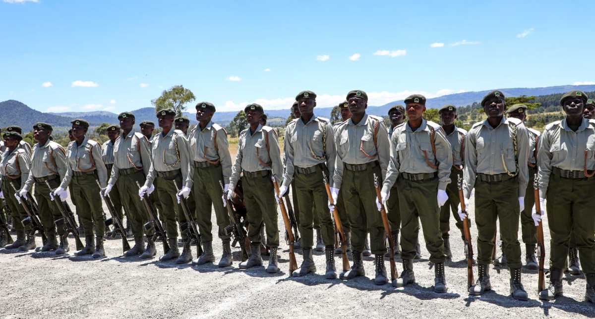 KeForestService's tweet photo. The CCF was accompanied by the Commandant Alex Lemarkoko, and FoLEA Commanding Officer Mr. Benjamin Were among other senior officers.
#TreesForBetterLives
#FoLEA https://t.co/PzeqclvWHK