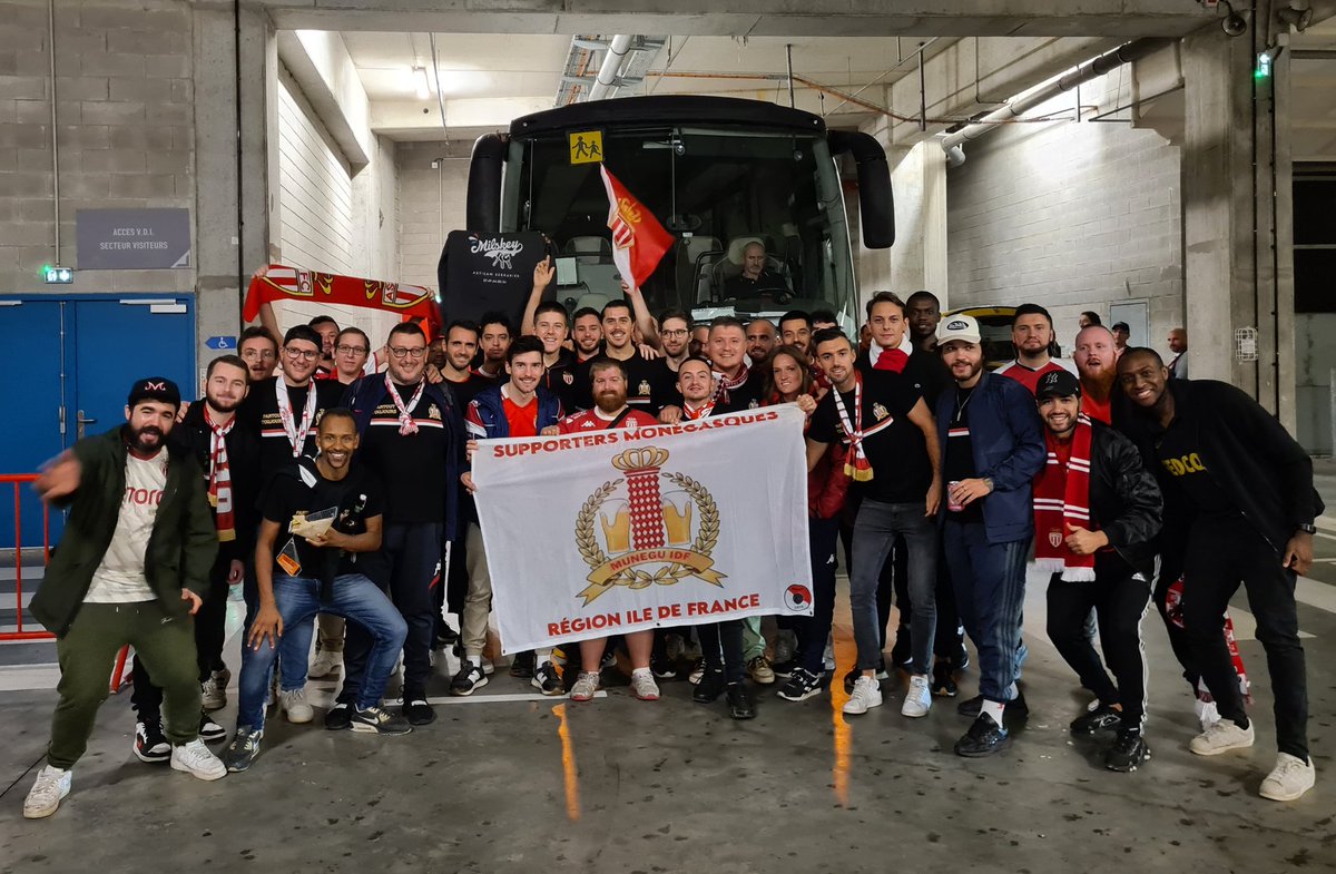 MuneguIDF's tweet photo. PARTOUT TOUJOURS !🔴⚪
Peu importe le résultat on sera toujours là 🇮🇩
#muneguidf #supporters #monegasques #daghemunegu https://t.co/LsWft9SNMS