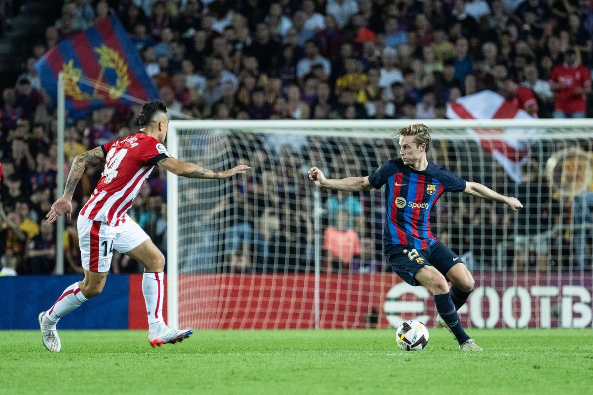 DeJongFrenkie21's tweet photo. Yesterday’s win💪🏻💙❤️ https://t.co/7a59voVlXU