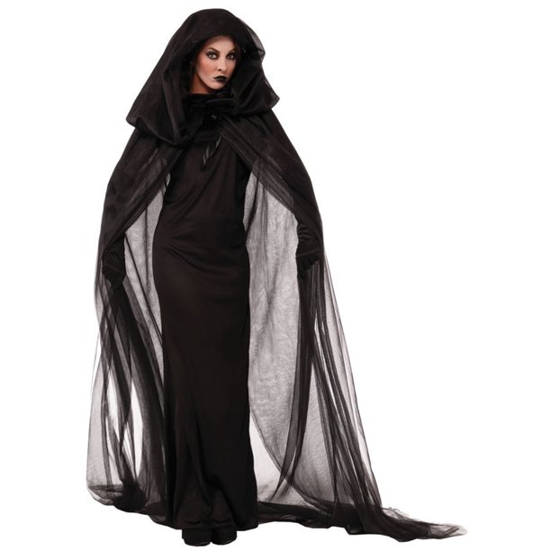 KelownaRCMP's tweet photo. Happy Halloween from the #KelownaRCMP, when picking your costume make sure it doesn’t drag on the ground so you don’t trip #Halloween #Spooky #HelpfulHints https://t.co/ifW5xPVCiS