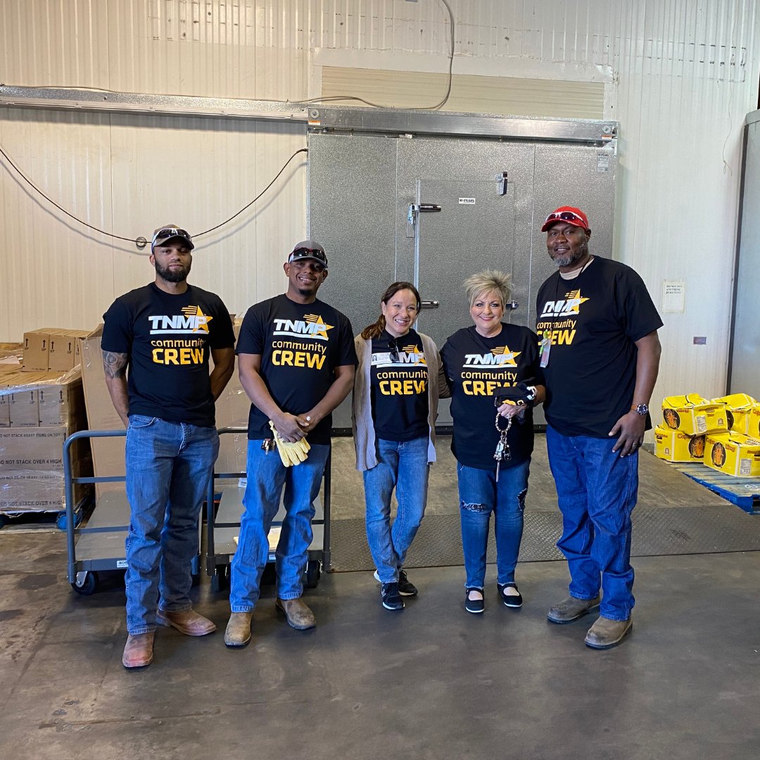 CCALewisville's tweet image. Thank you Texas-New Mexico Power (TNMP), for volunteering your time and effort toward our cause! Your generosity means the world to the people we serve. ❤️

#ccahelps #volunteers #tnmp #volunteering #generosity #nonprofit #foodpantry #givingback #cause