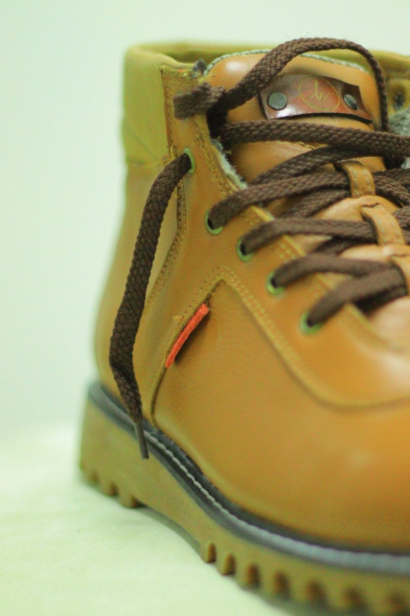 Mountain Ranger M1 Boot
Made in Lesotho 
Quality Leather 
Available in all Sizes and Colors 
All shoes are custom made to suit customer preferences 

facebook.com/leathersolewor…
Email: Leathersoleworks@gmail.com 
WhatsApp: +266 53285293
Metcash building room 152