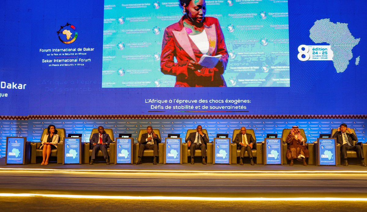 La 8e édition du Forum international de Dakar sur la Paix et la Sécurité en Afrique s’est ouvert ce jour à Diamniadio (#Cicad). À cette occasion, le président <a href="/Macky_Sall/">Macky Sall</a>, président en exercice de l’<a href="/_AfricanUnion/">African Union</a> a dénoncé les "changements inconstitutionnels de gouvernement".
