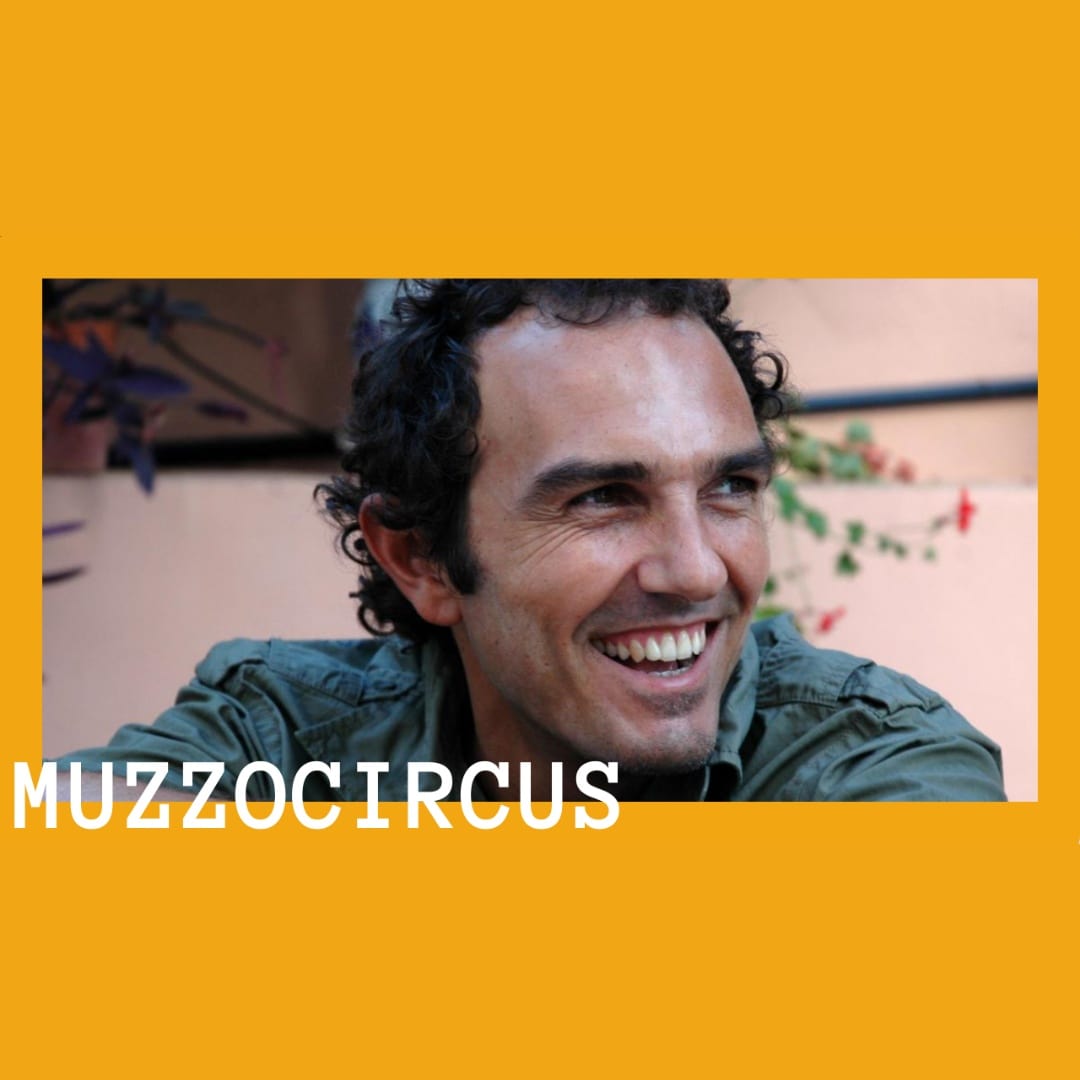 musica_descubre's tweet photo. 📣📣 NUEVO VIDEO EN EL CANAL DE YOUTUBE 🌟🌟
Muzzocircus - El tiempo me robó
https://t.co/OkgItdIV8q
#muzzocircus #muzzo #cantautores #cantautor #cantautorenespañol #argentina #Latinoamericano https://t.co/8nOYkd07lr
