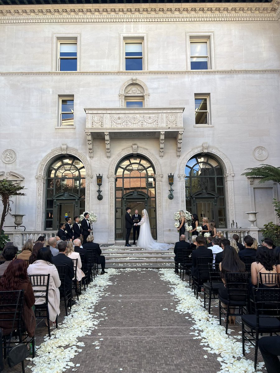 George H. Nowack tweet media