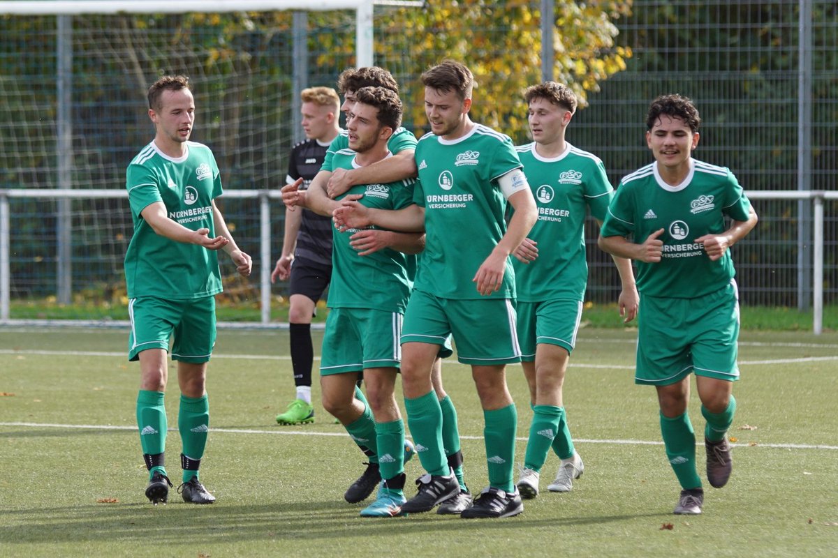 FSV_FUSSBALL's tweet photo. FRIEDRICHSHALLER SV II ÜBERRASCHT DEN TABELLENZWEITEN
Effektiver #FSV
https://t.co/8rXMryLeCX
#GlueckAufFSV #NurderFSV https://t.co/afEB6kkmHK