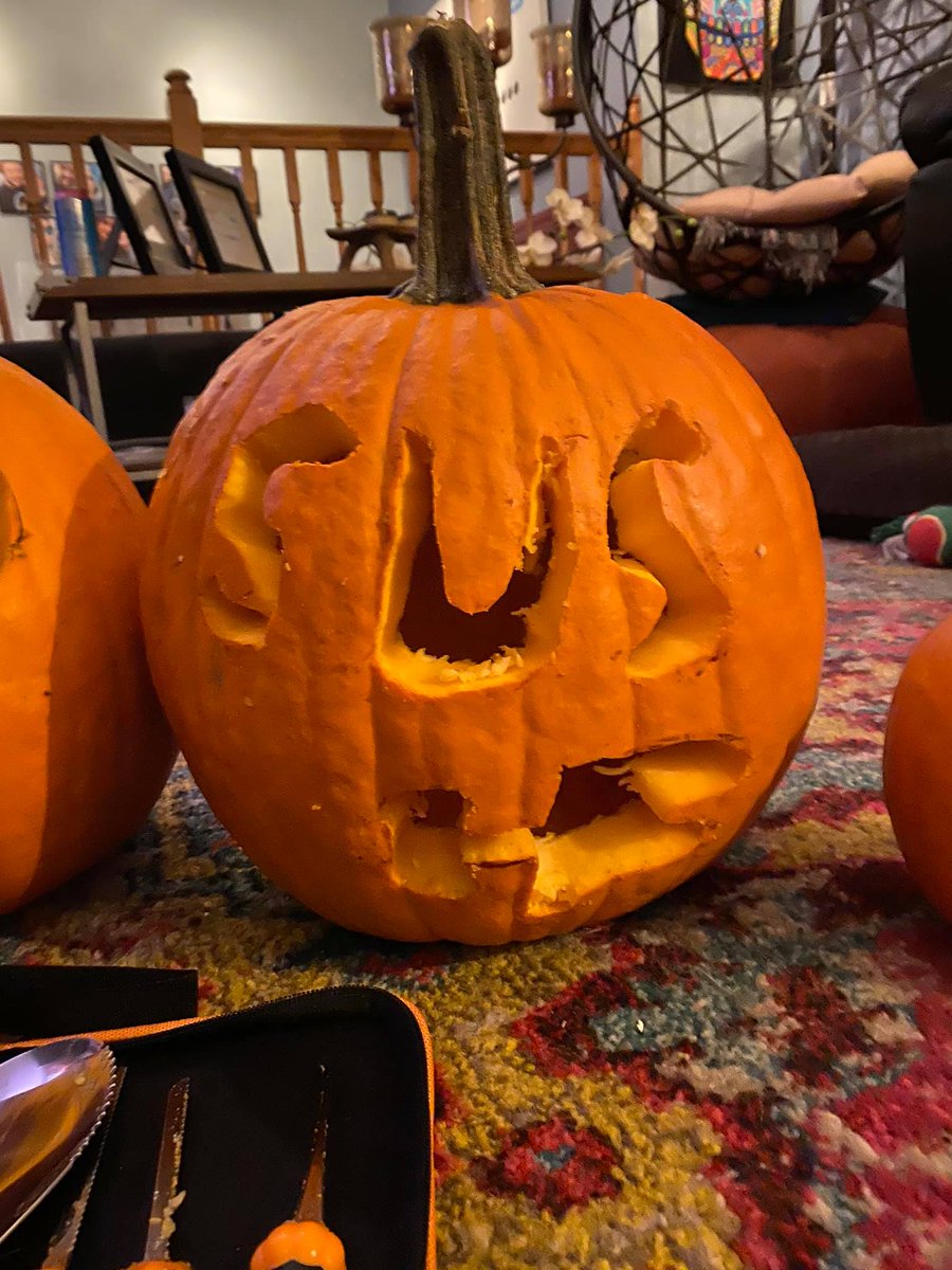 Liana Ruppert on Twitter "i... can't carve pumpkins. these were from