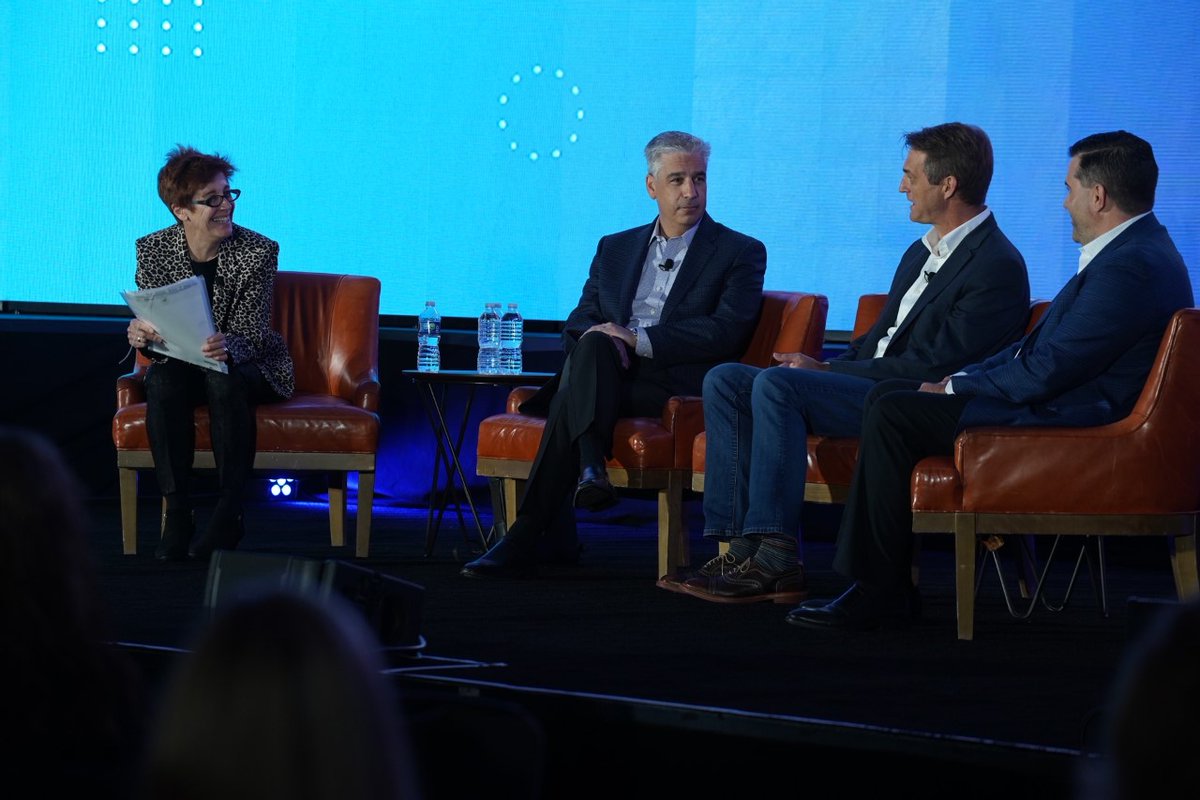Edison_Electric's tweet photo. Today's #eeiNKA lunch keynote featured a dynamic group of panelists, w/EEI's Lisa Wood, @Meta's Jeff Bladen, @DukeEnergy's Chris Edge, and @XcelEnergy's Emmett Romine discussing innovative collaborations to accelerate reductions in CO2 emissions and to enhance resilience. https://t.co/lvSNgZFLOV