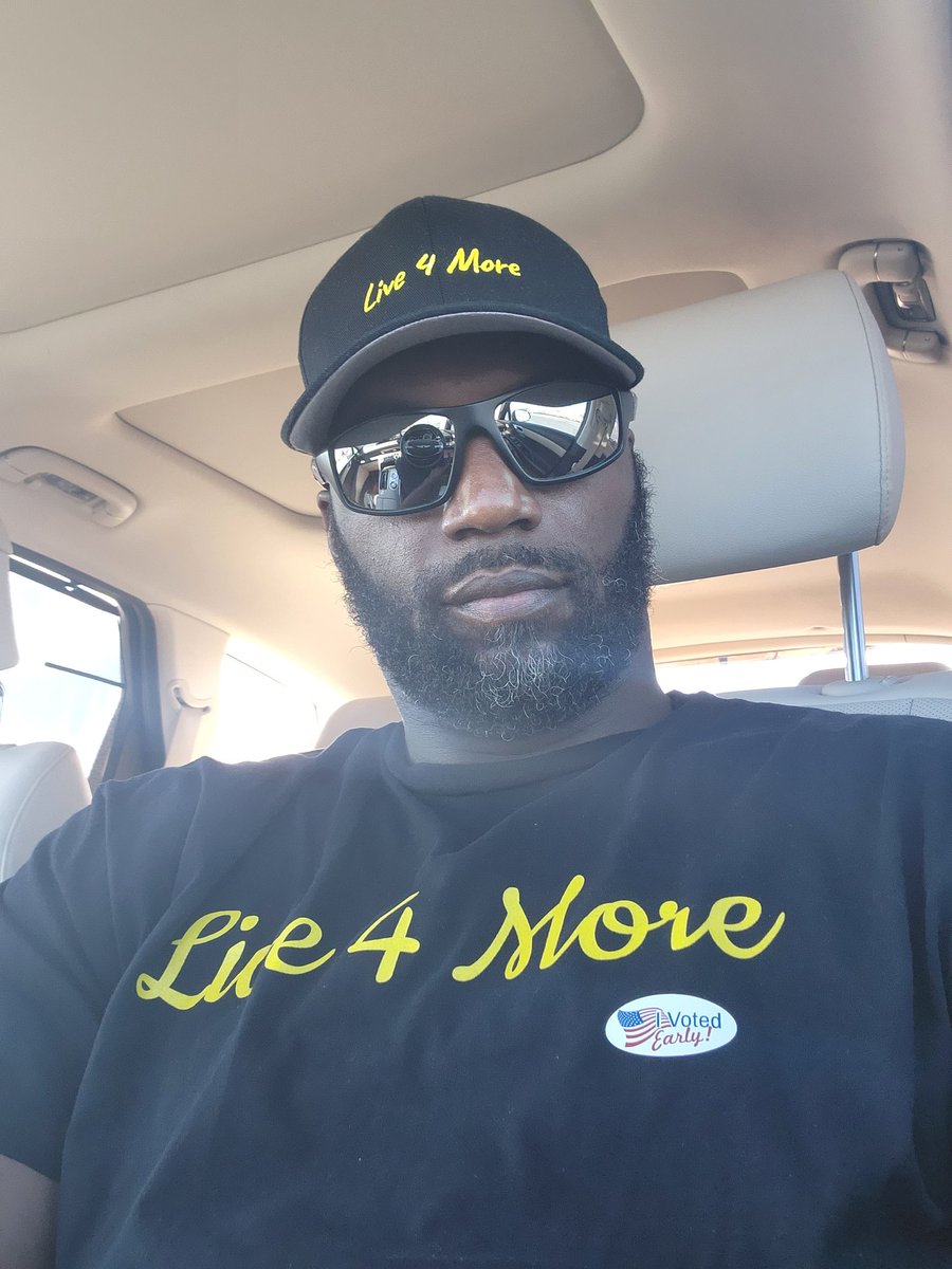 Live_4_More's tweet photo. I voted and so should you with every election. I have too much gray in my bread and I don't like it. Lol https://t.co/Fhwt0qXgJ3