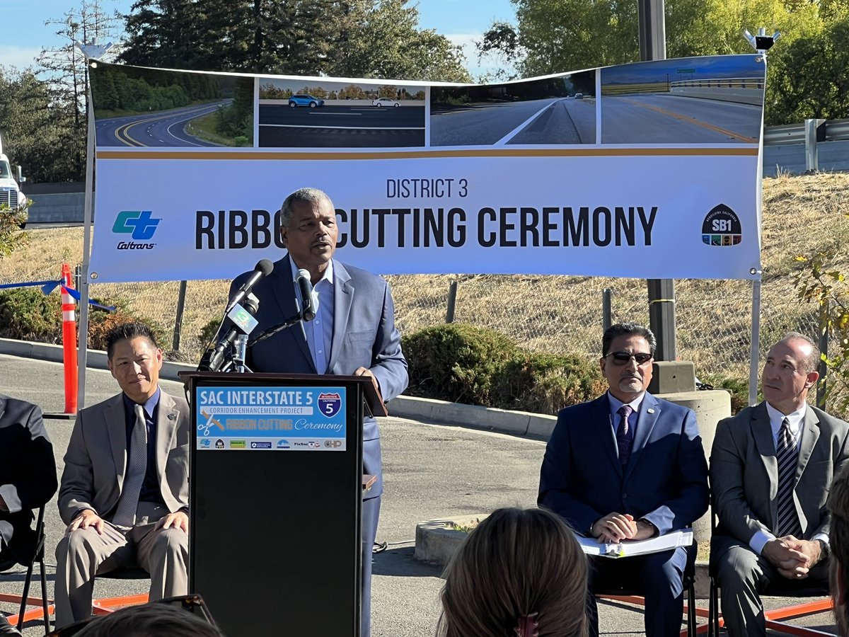 CaltransDist3's tweet photo. This morning @TheCityofSac Council member &amp; @SACOG Chair @RickJenningsD7 joins @CaltransDist3 @ the @FixSac5 Ribbon Cutting Ceremony. Time to celebrate a project that will improve mobility for motorists, bicyclists &amp; pedestrians. 🥳@SacCountyCA @CaltransDist3 @CA_Trans_Agency https://t.co/9FnWyimN3k