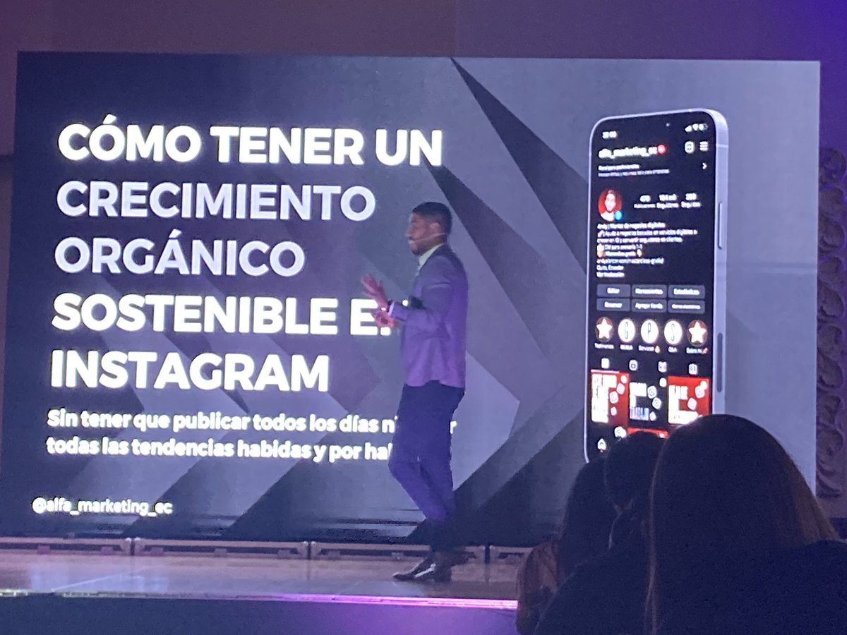 VINI2585's tweet photo. “Los 3 pilares para crecer y vender en Instagram” by Andy Alarcón de @alfa_marketing_ec en el Social Media Day 2022 en Quito #SMDayEc #SMDEc https://t.co/SXMvQByZoS