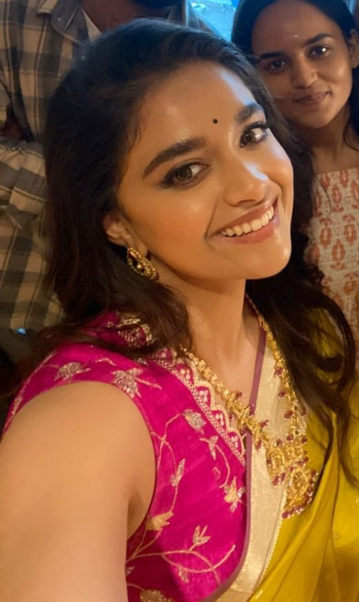 manoj94935539's tweet photo. @Peekundieditz Keerthy suresh https://t.co/li5Ru6UkBJ