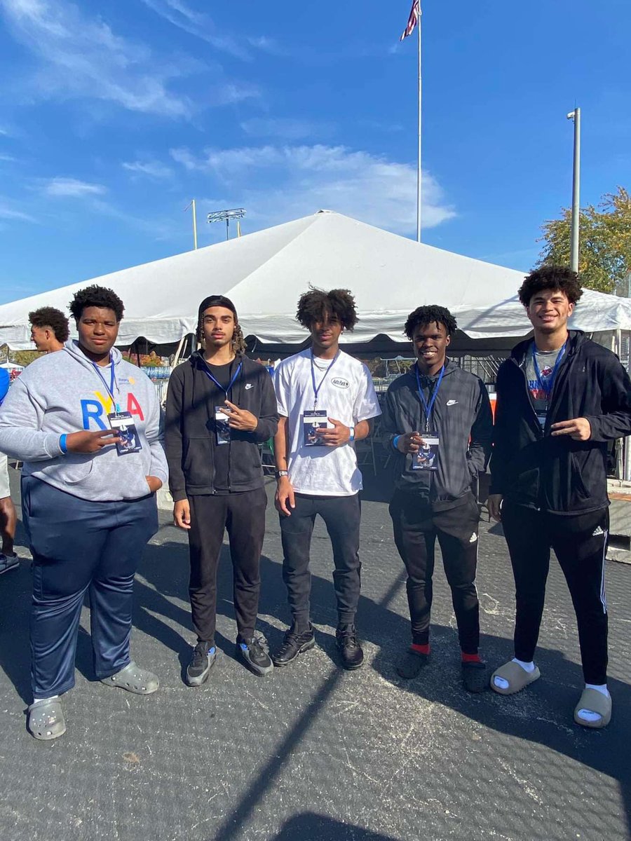 I had a great time this weekend watching <a href="/IndStFB/">Indiana State Football</a>! Huge thank you to <a href="/CmalryMallory/">Curt Mallory</a> &amp; <a href="/1coachshep/">Pat Shepard</a> for the invitation &amp; hospitality while I was on campus can’t wait to be back! #GoSycamores