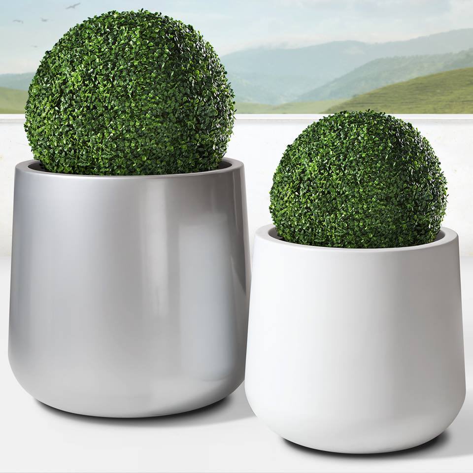 iapsf's tweet photo. The Solo #planter brings a soft modern look to both interior and exterior #designs •
#hospitalitydesign #landscapedesign #handmade #fiberglass #hoteldesign #boutiquedesign #restaurantdesign #resortdesign #commercialdesign #design #sitefurnishings #iapsf https://t.co/wZ7gRbuQtV