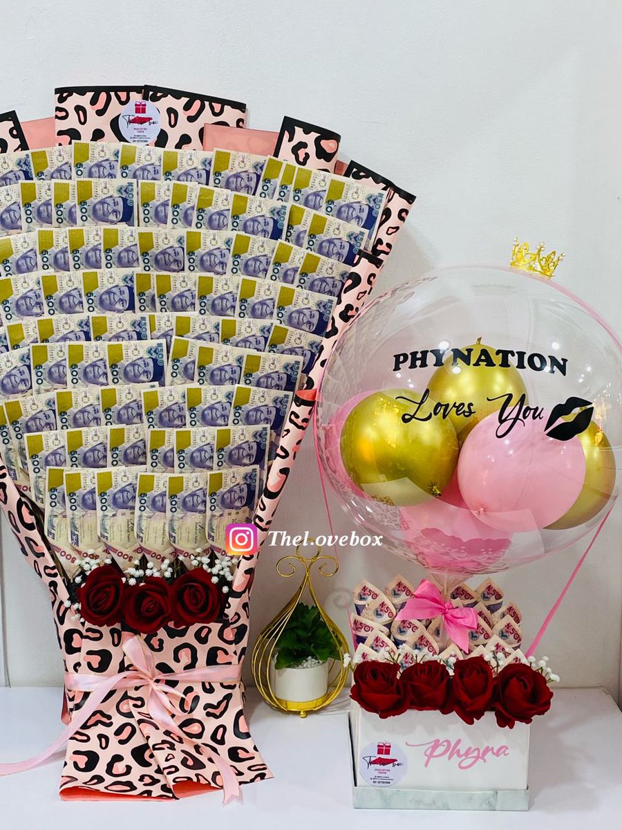 phynation_'s tweet photo. All them Phynation's Tho Arghhhhh🎙️❤️
Odogwu Phynation indeed 
You guys always turn up 
Phyna is blessed ❤️🎙️

Iphone 14 Pro maxxxxxxxxx 
Money Bouquets 
The letter to phyna🙏😭❤️❤️

PHYNA THE INFLUENCER
PHYNA MEANS BUSINESS 
#Phyna𓃵 https://t.co/E58ue96yiI
