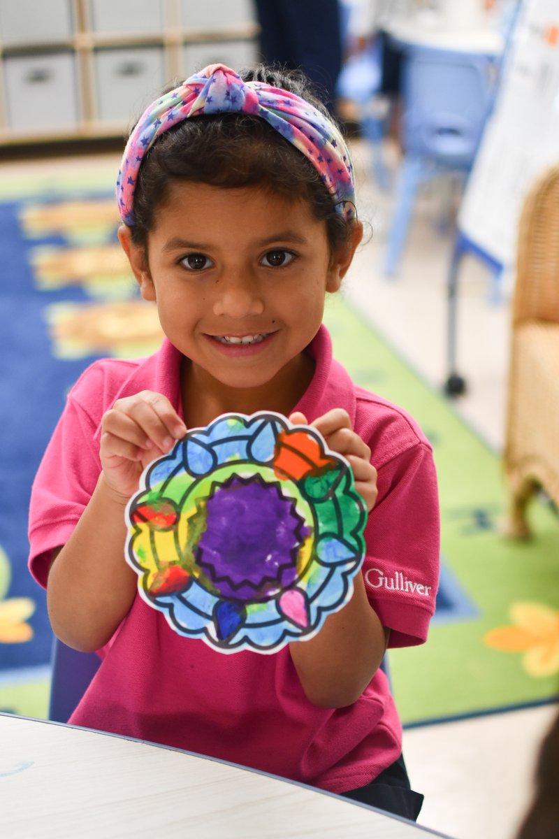 GulliverPrep_'s tweet photo. We would like to wish all those celebrating #Diwali in our community a wonderful evening filled with light and happiness! Our youngest Raiders learned all about this special day by listening to stories, dressing up in traditional Indian attire, and creating their own Rangoli! https://t.co/KdZh96SKLR