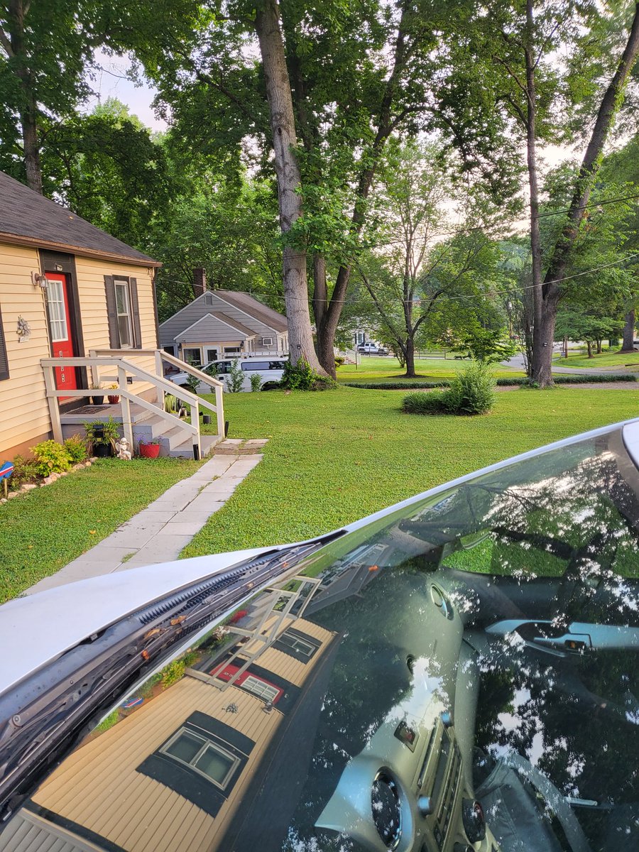 BillboardsMs's tweet photo. Mount Holly, NC enjoying the day and beautiful trees. #mountholly #trees #nc #Carolina #river #living #homes #Charlotte #smallhomes #grilling #cookouts #fun https://t.co/CjIE6yDAUL