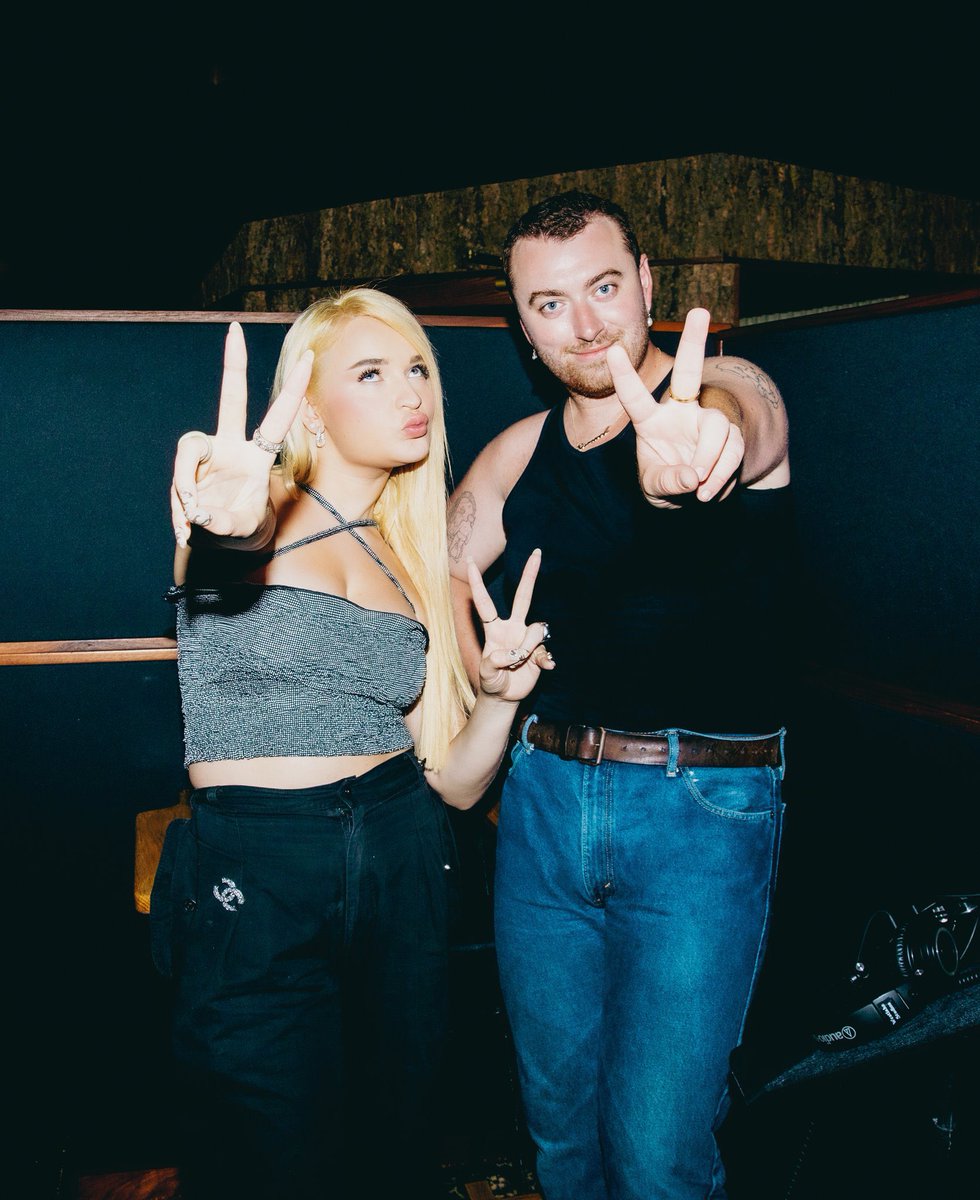 PopCrave's tweet photo. .@SamSmith and @KimPetras become the first out trans artists in HISTORY to earn a #1 song on the Billboard Hot 100. https://t.co/J7QEHOHMPq
