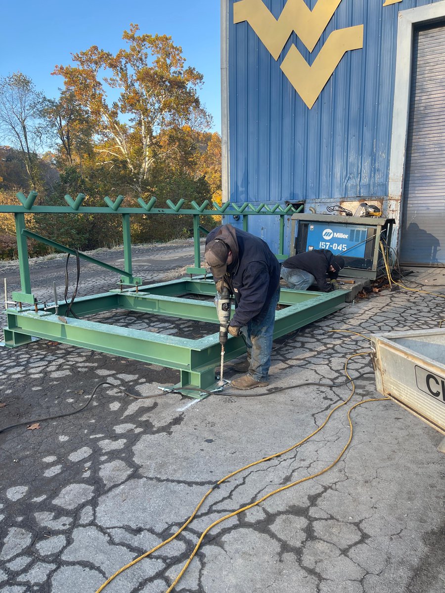 IndustrialWV's tweet image. What&apos;s new at Indres?! We just installed our brand-new Anglemaster. We&apos;re excited to get this new piece of machinery up and running and also to get our guys through some training! #Indres #anglemaster