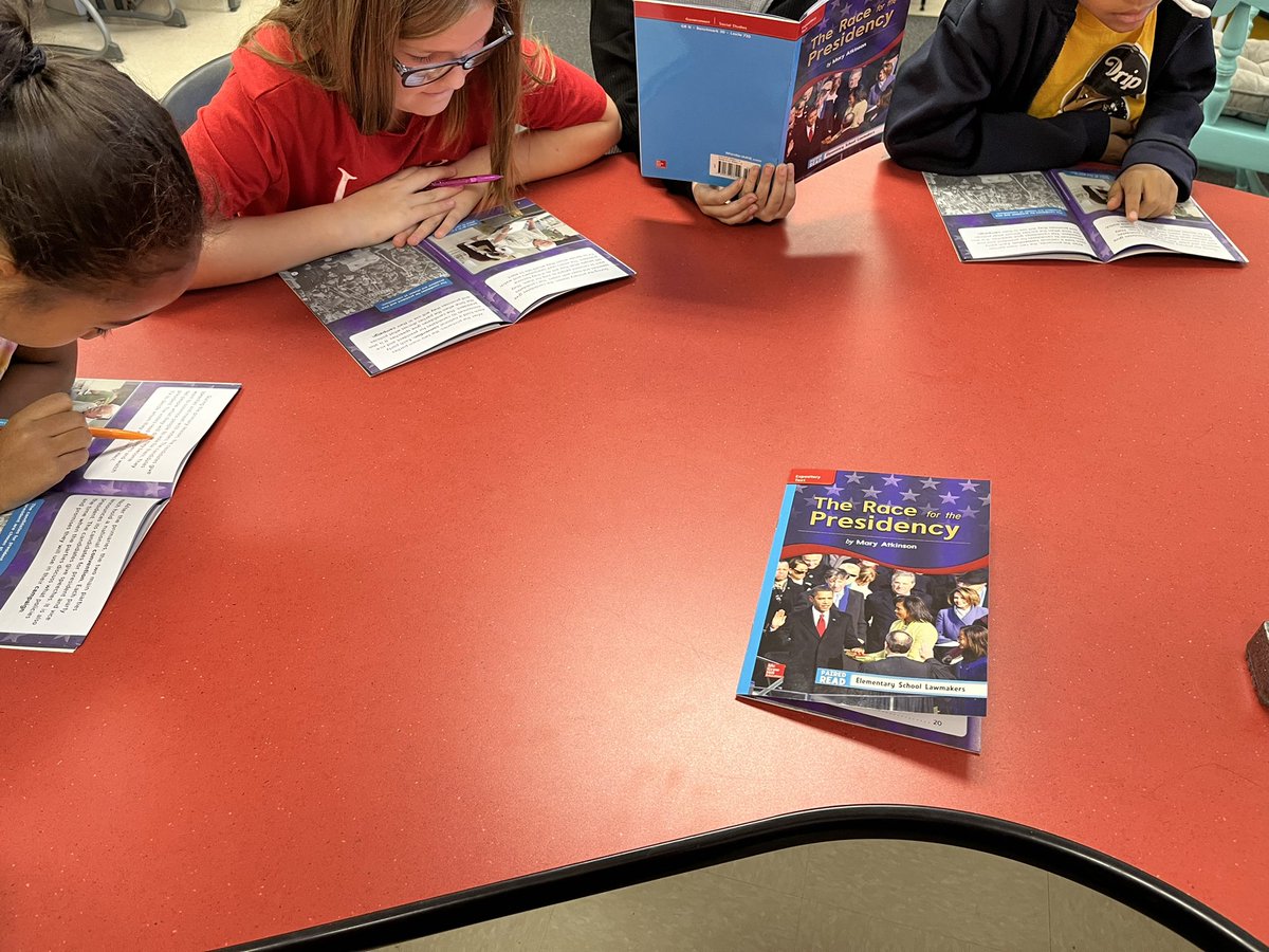 Mrs_Klein_WCS's tweet photo. The kids are REALLY enjoying reading about voting in our Wonders reading small group! So many inquisitive questions about our democracy! #LincolnPrideWCS @warrenschools https://t.co/GsqsfQ381v