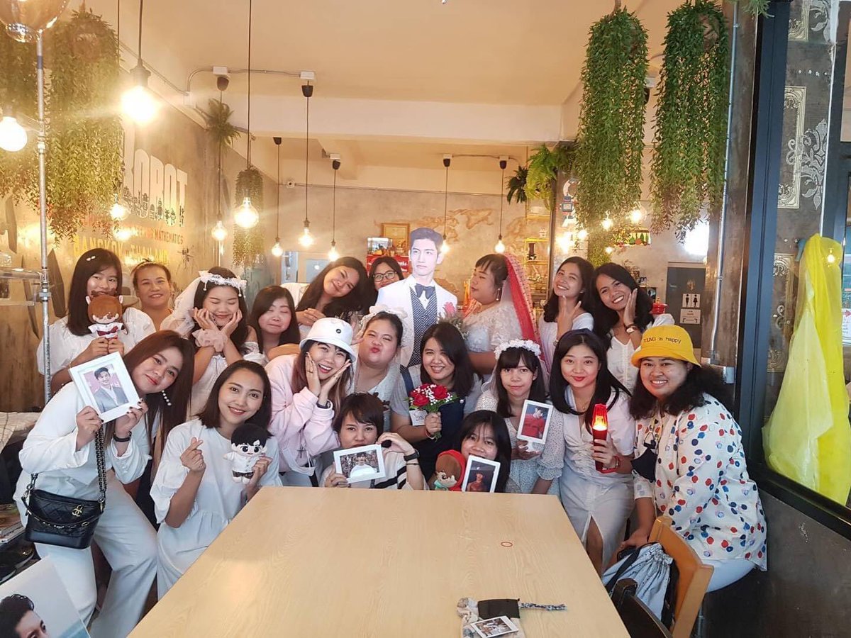 VanillaTK's tweet photo. ขอบคุณเหล่าเจ้าสาวของ
ชางมิน ที่มาร่วมงานกันอย่างเยอะเลย เราดีใจมาก ที่จัดออกมาได้สำเร็จ สองปีแล้ว! #MarryMeMyMax #CongratulationsMaxChangmin #창민아결혼축하한다 https://t.co/N165Yy8iV6