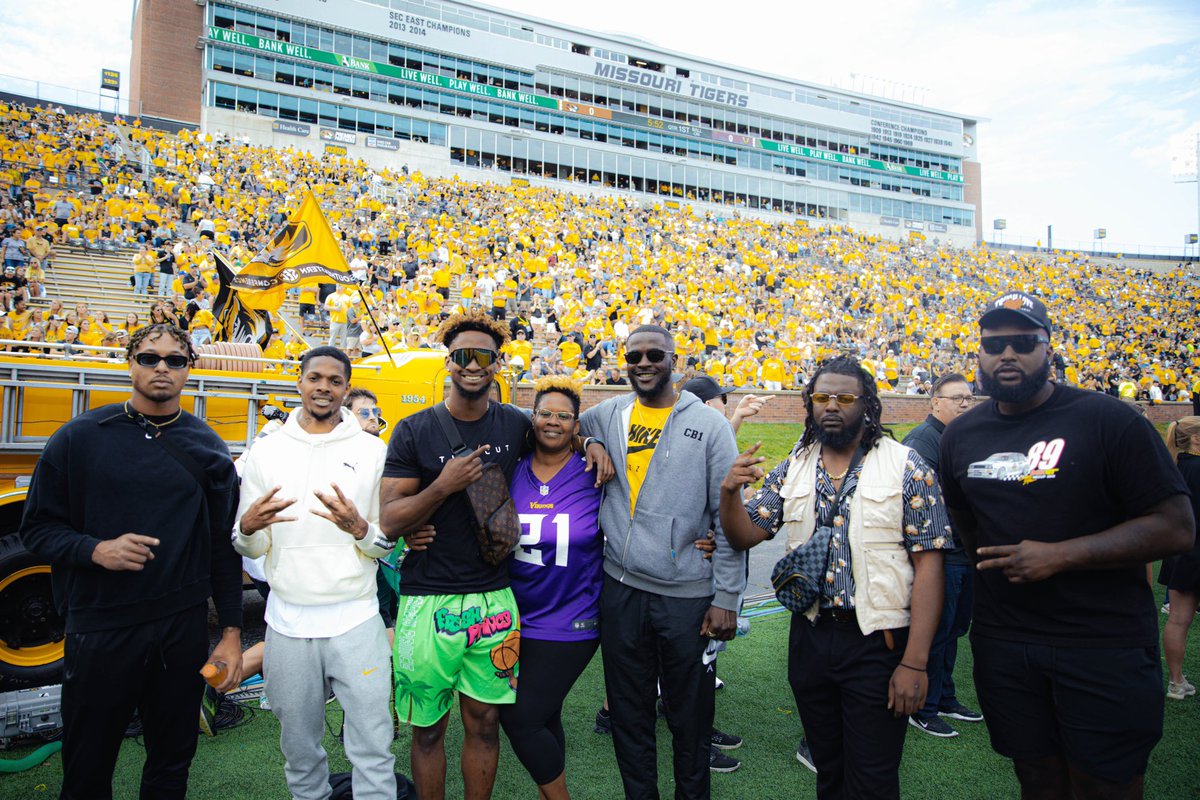 Always good to be home. M-I-Z🐯 #Home #family