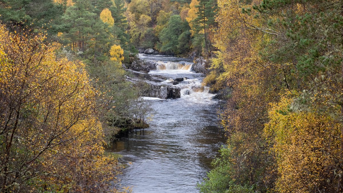 The River Blackwater as it winds its way this morning towards Silver Bridge. It has been a mild day in the Highlands.