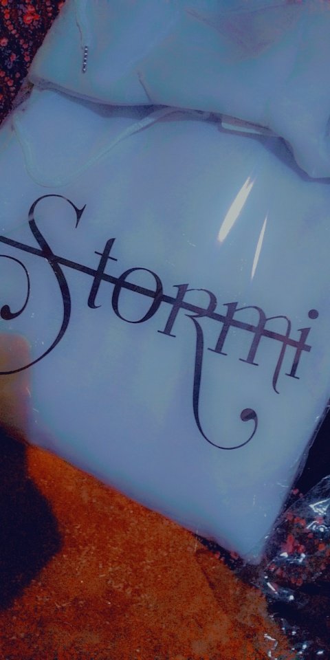 shugaXstormi's tweet photo. #Stormi is here 😝😜 DM for your order now 🤪 or watsapp
+256 758278959 ✌🏽🛍️ jumpers, t-shirts, sweater shirts, truck suits and more🛍️ 
#stun🛍️
#resturn🛍️ https://t.co/CCHjssFdVE