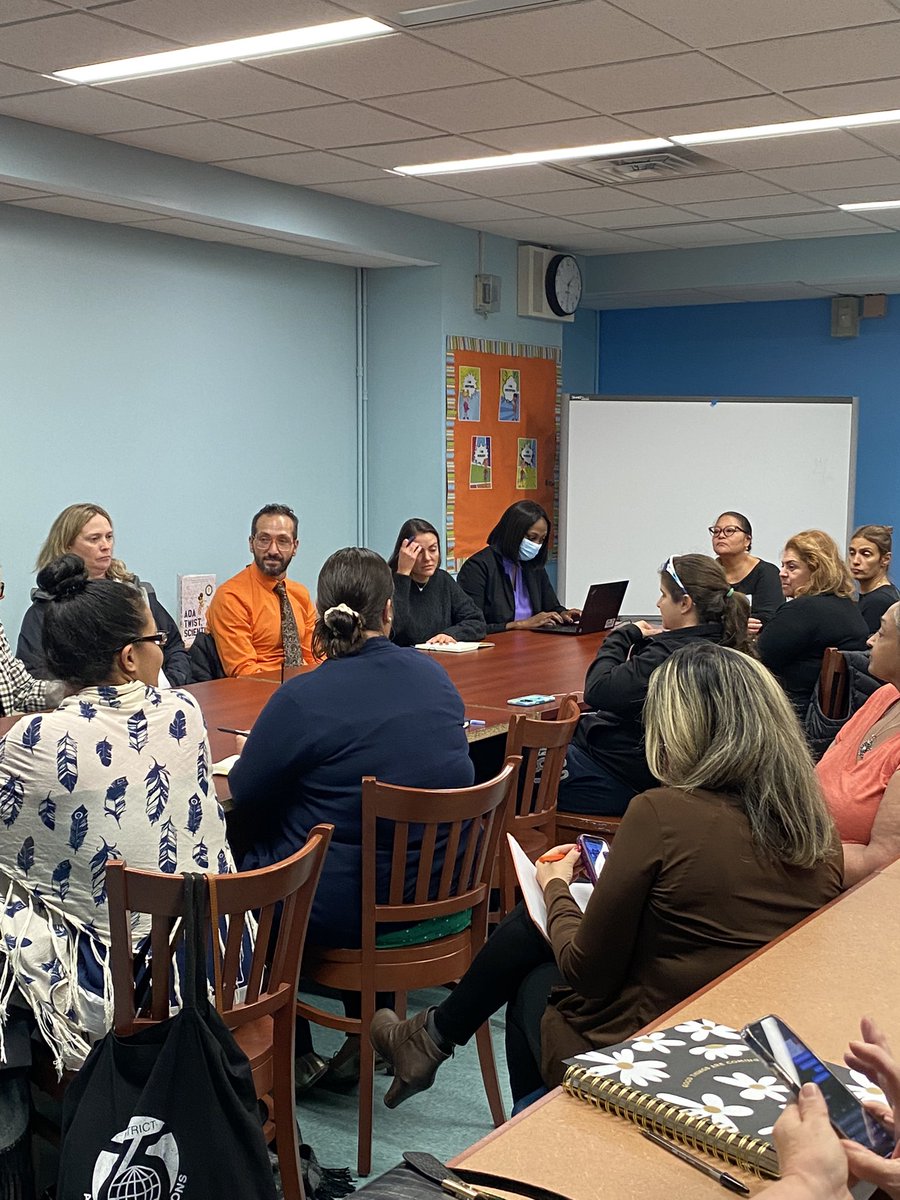 D8Connect tweet media