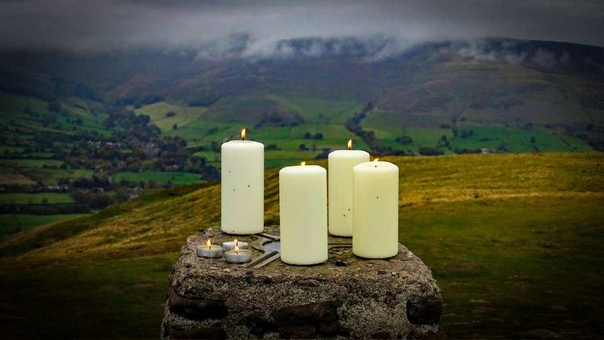 Happy #Diwali from #MamTor and the #PeakDistrict
@vpdd #Hiking #NavigationTraining