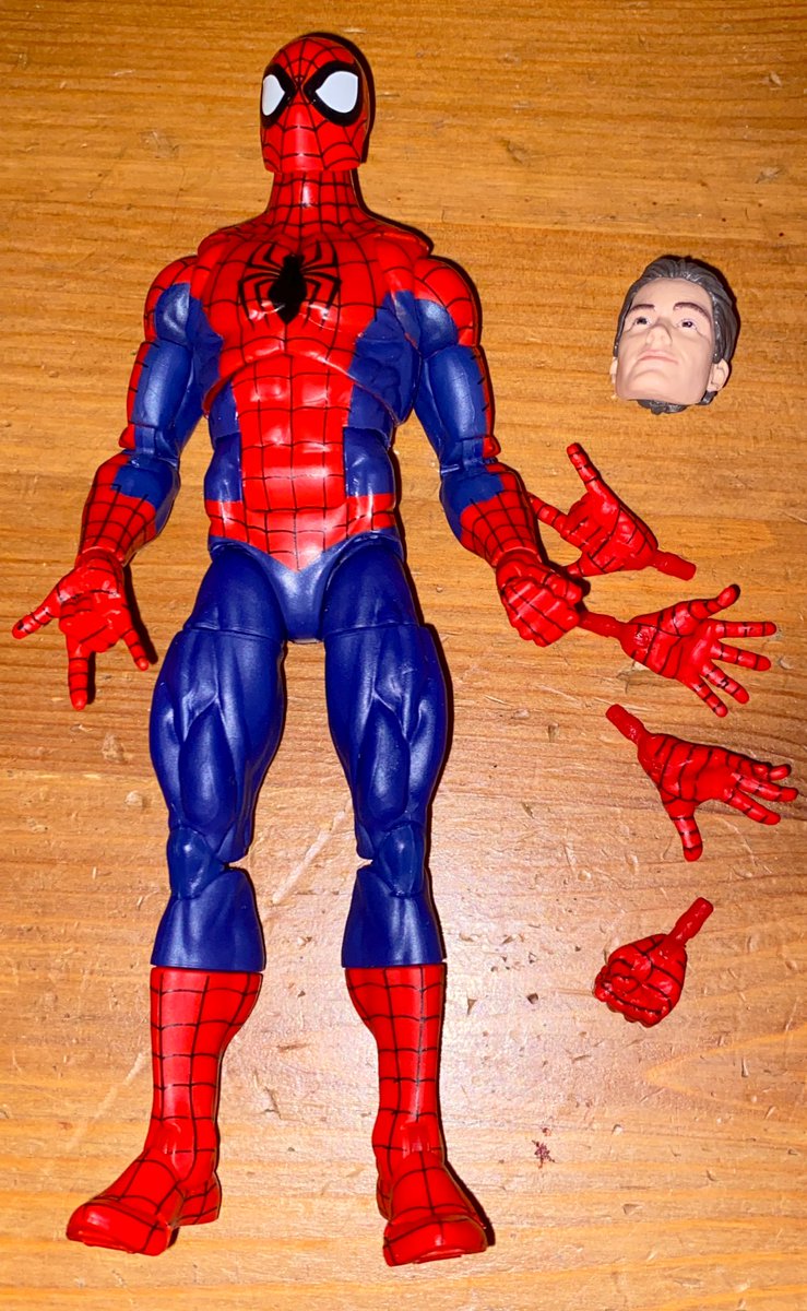 OolaFanForever's tweet image. Here’s something I never thought I would own …#MarvelLegends #SpiderMan &amp;amp; #Spinneret, the two pack. Who didn’t grow up loving #PeterParker &amp;amp; #MaryJaneWatson? I’m so happy to own this set. A classic Spider-Man, finally!!
❤️🙏🕷🕸