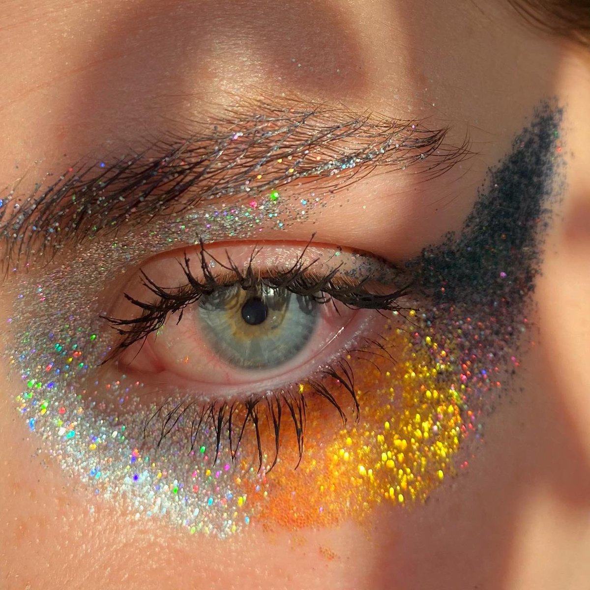 more spooky season glitter 🥰✨