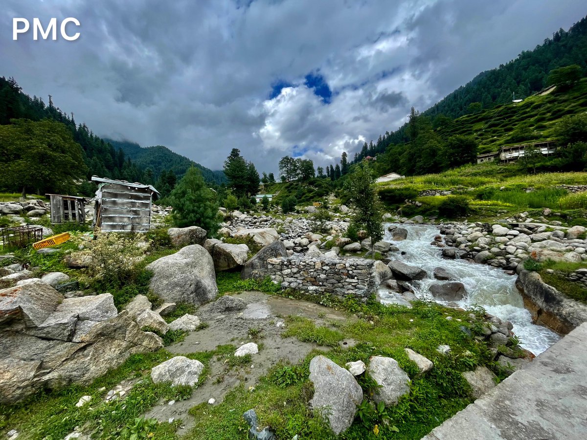 attashah787's tweet photo. Manoor Valley, Kagahn, KPK, Pakistan
#pakistan #nature #beauty #landscape #mountains #trekking #hiking #paragliding #camping #foryou #joinus #tripplan #touroperator #tourguide #highaltitude #offroadtours #roadtours #byairtours #couplestours #customisedtours https://t.co/tShXLLry1J