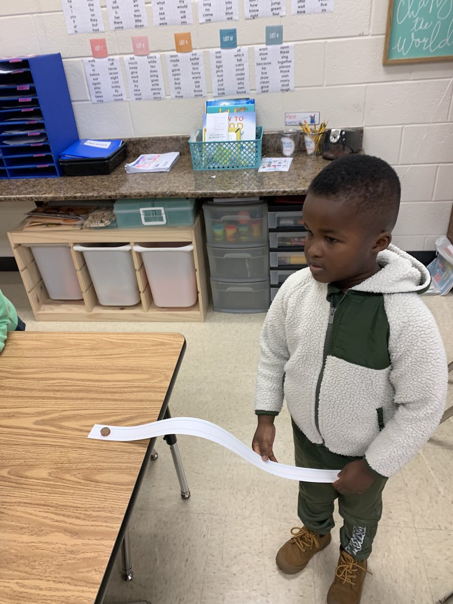 JMoes_Class's tweet image. Loved watching these kiddos experiment with motion today. Push &amp;amp; pull fun for sure! @ClarkCreekSTEM @CherokeeSchools